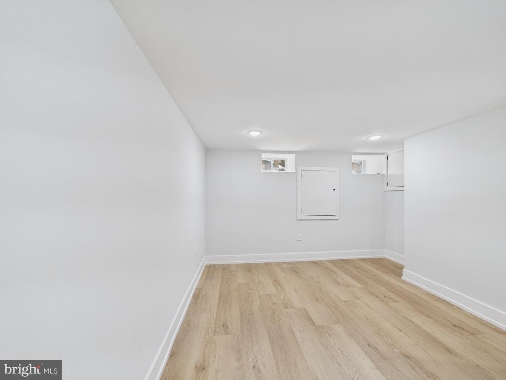 2229 Oakford Street - Photo 12