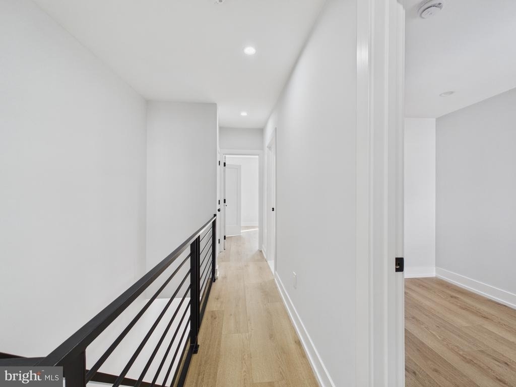 2229 Oakford Street - Photo 7