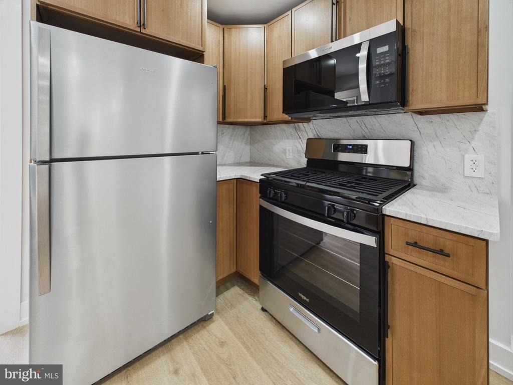 2229 Oakford Street - Photo 4