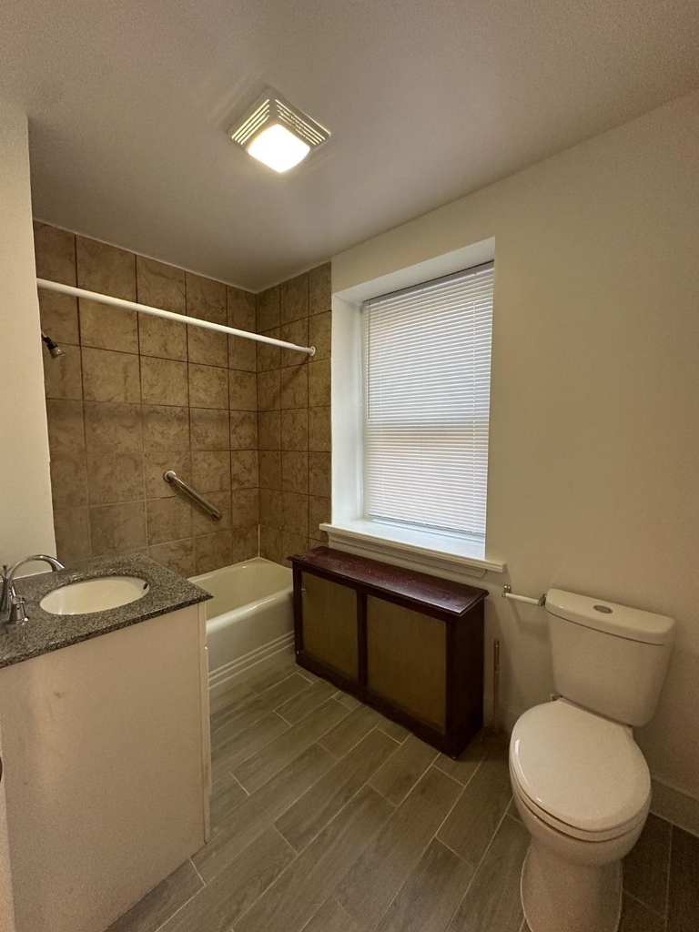 5030 Hazel Avenue - Photo 3