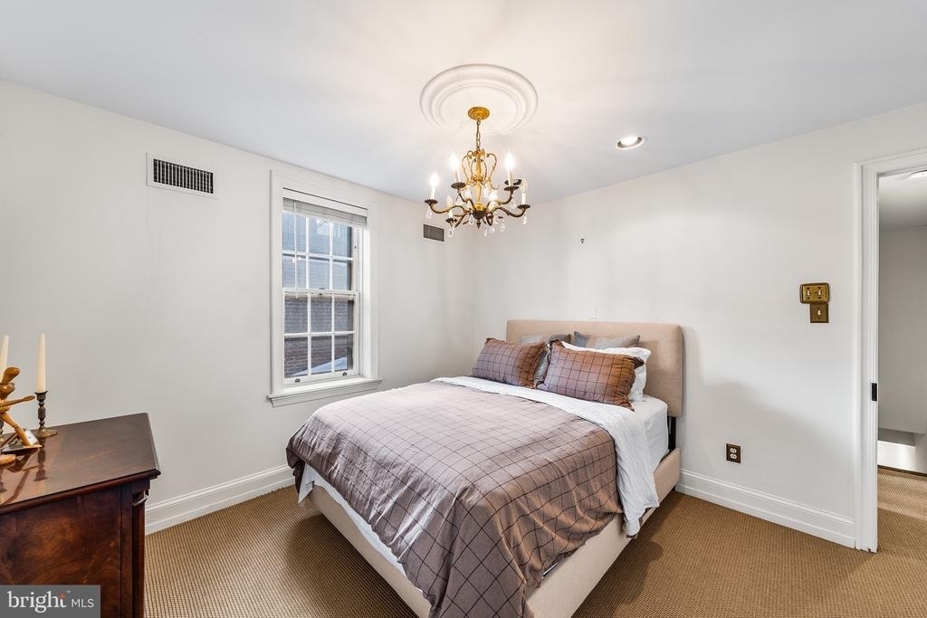 2308-10 Spruce Street - Photo 27