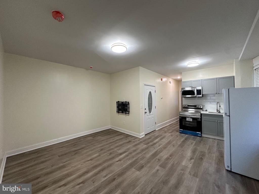 5030 Hazel Avenue - Photo 5