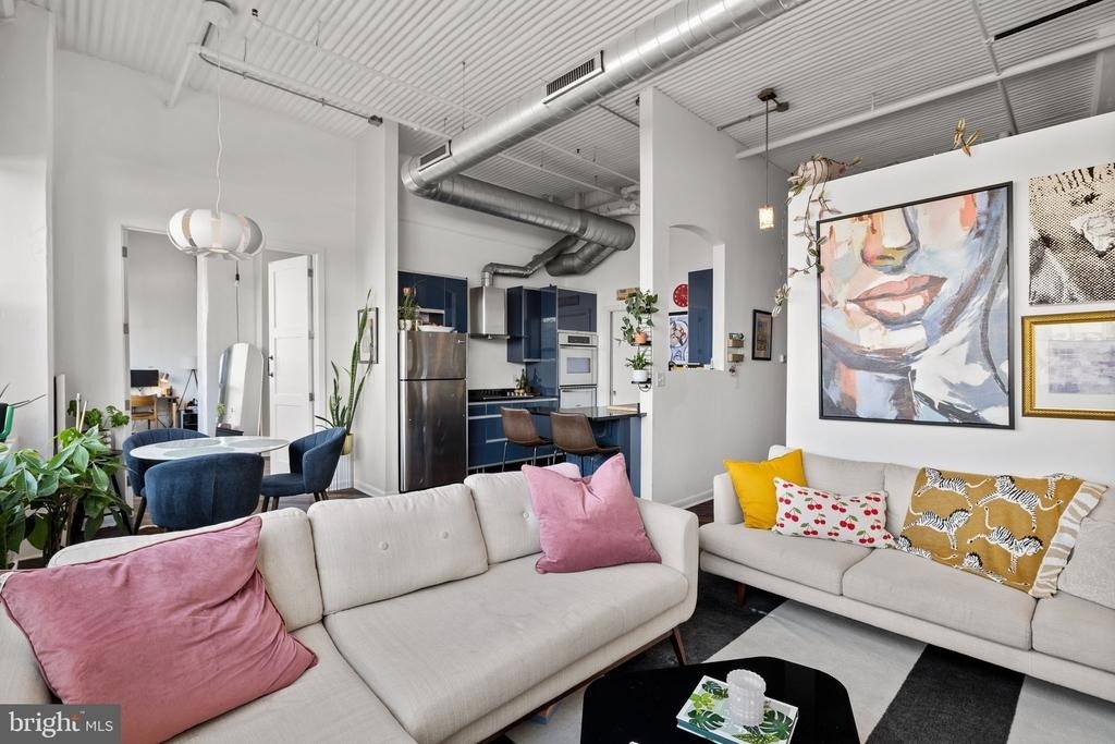 2200 Arch Street - Photo 4