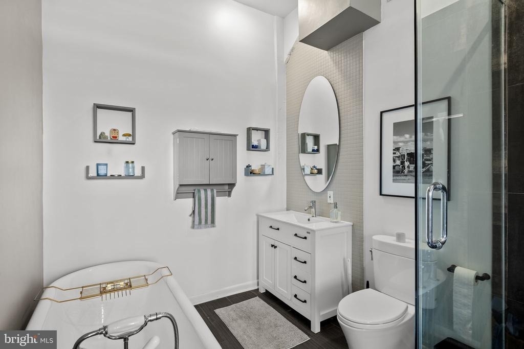 2200 Arch Street - Photo 14