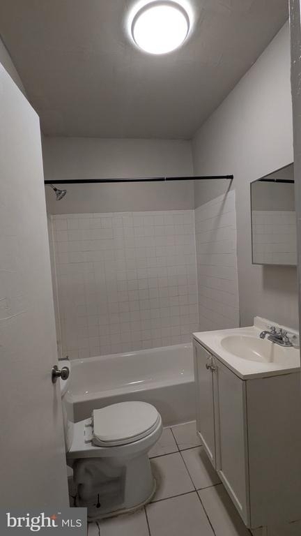412 E Walnut Lane - Photo 3