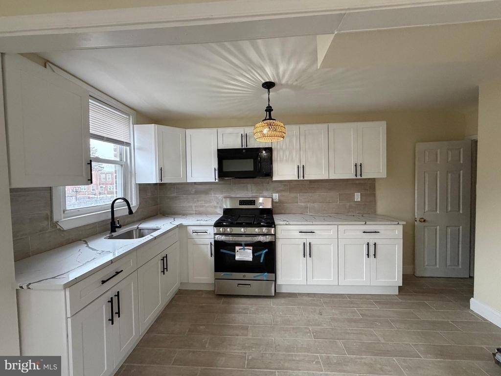 6023 Horrocks Street - Photo 8