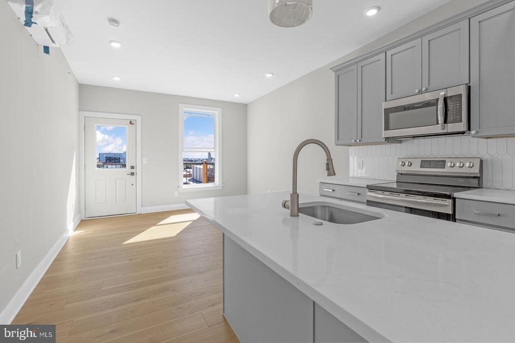 1935 N 2nd Street - Photo 3