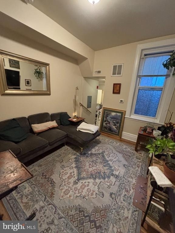 1309 N 19th Street - Photo 3