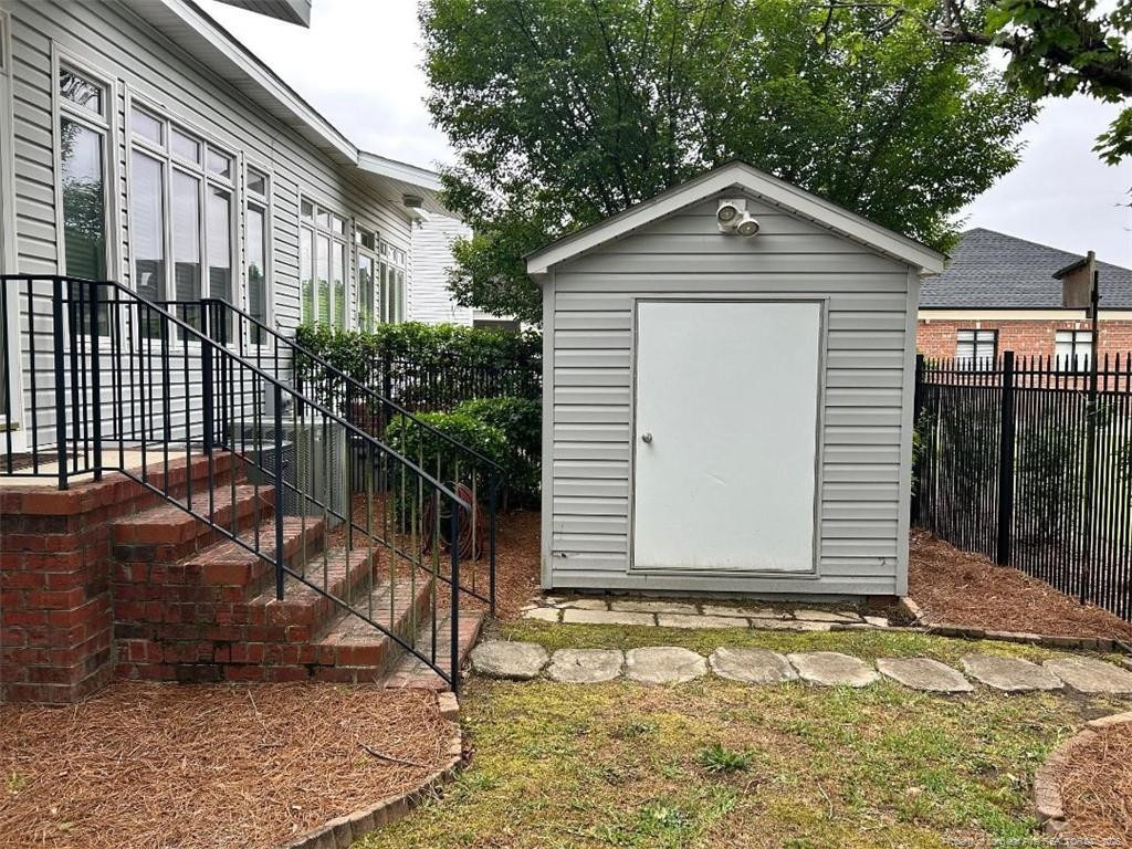 4890 Independence Drive - Photo 14