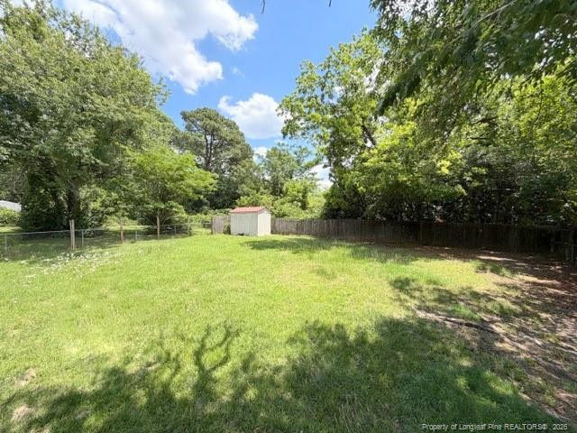 909 Sandalwood Drive - Photo 2