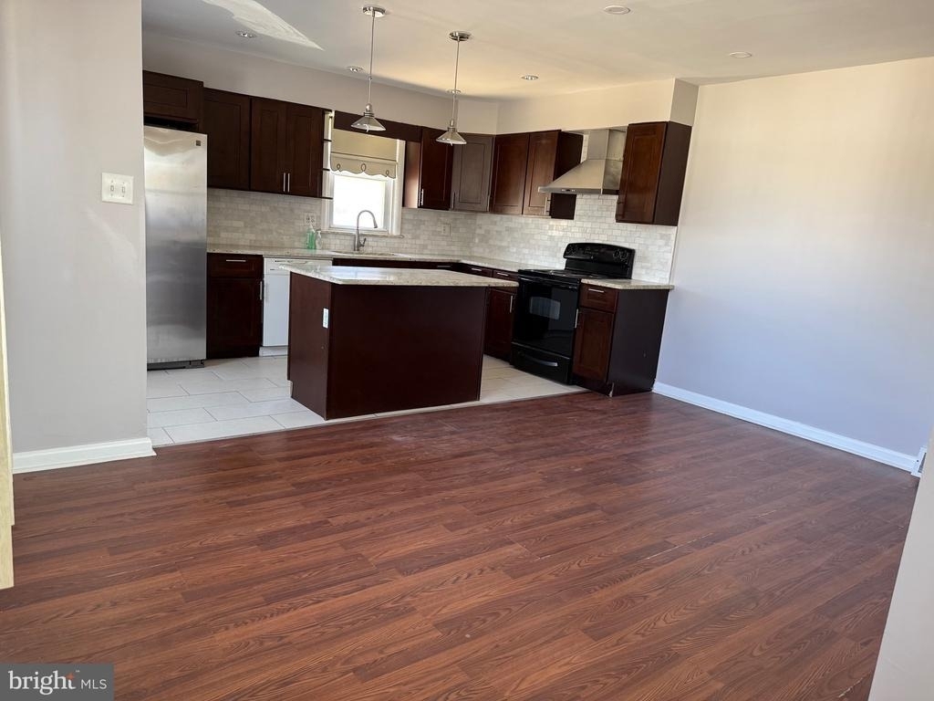 9083 Convent Avenue - Photo 7