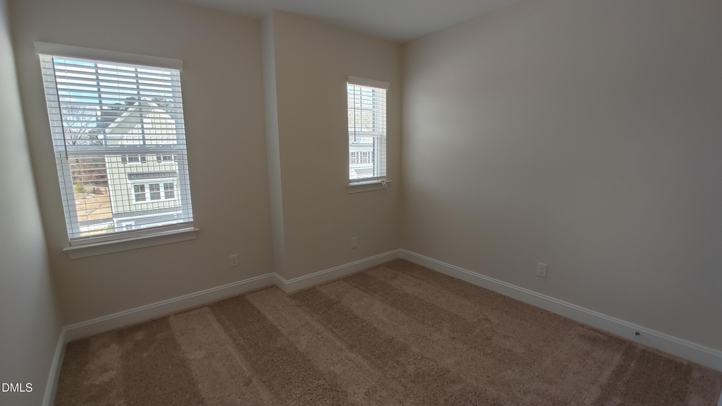 831 Amley Place - Photo 15