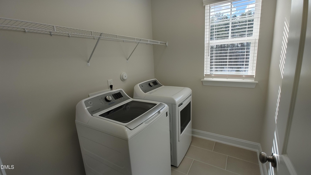 831 Amley Place - Photo 18