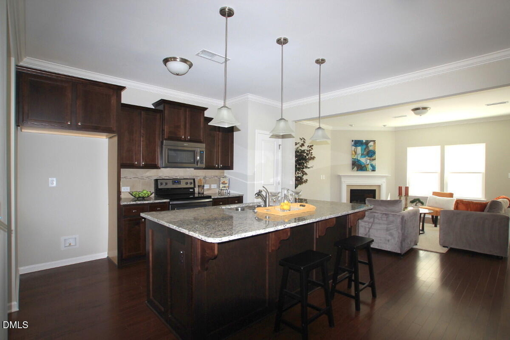 395 Shakespeare Drive - Photo 5