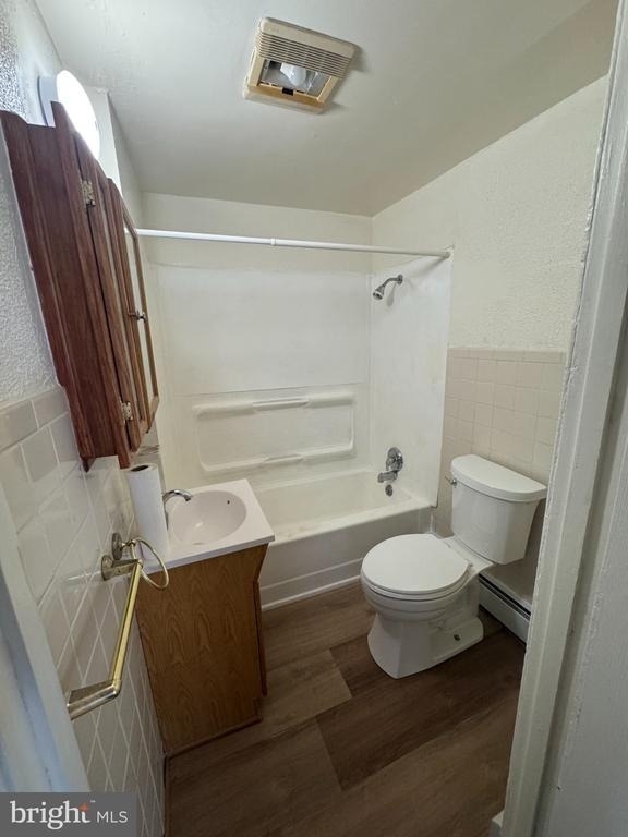 261 N York Street - Photo 7