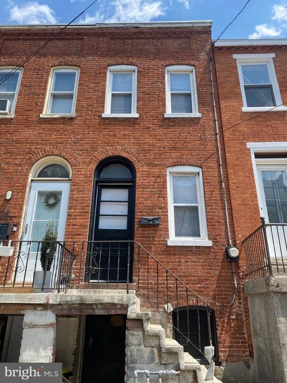 519 S Prince Street - Photo 1