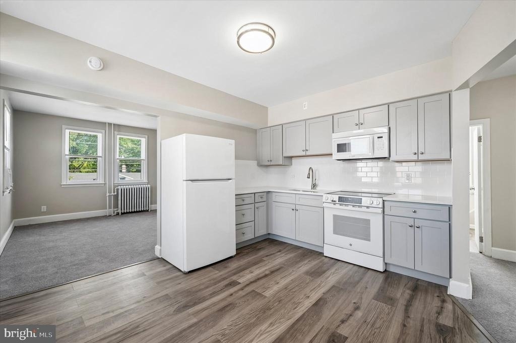 301 N Governor Printz - Photo 6