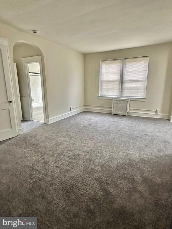 260 N Wycombe Ave - Photo 1