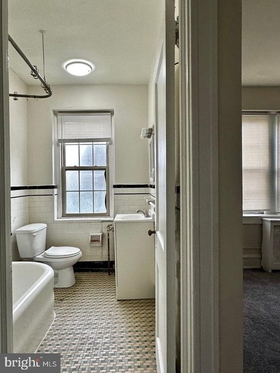 260 N Wycombe Ave - Photo 4