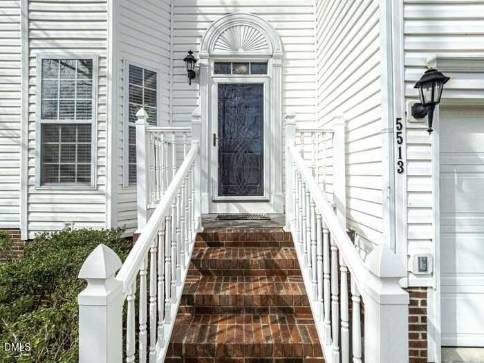 5513 Glencree Court - Photo 1