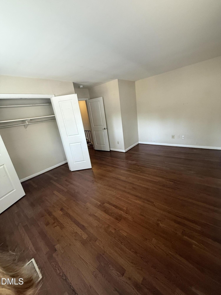2616 Noble Road - Photo 7