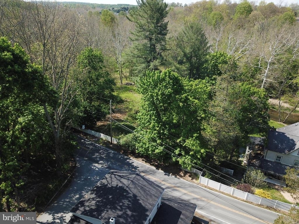 798 Creek Road - Photo 2