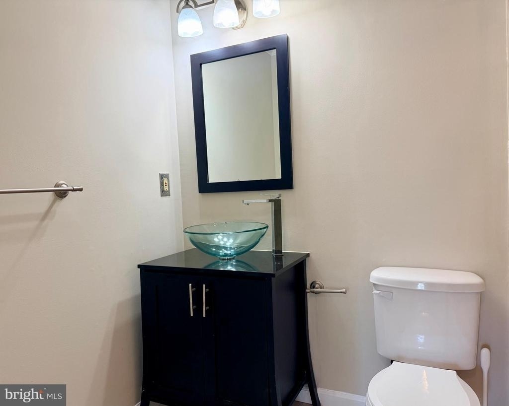 196 Sapphire La - Photo 16