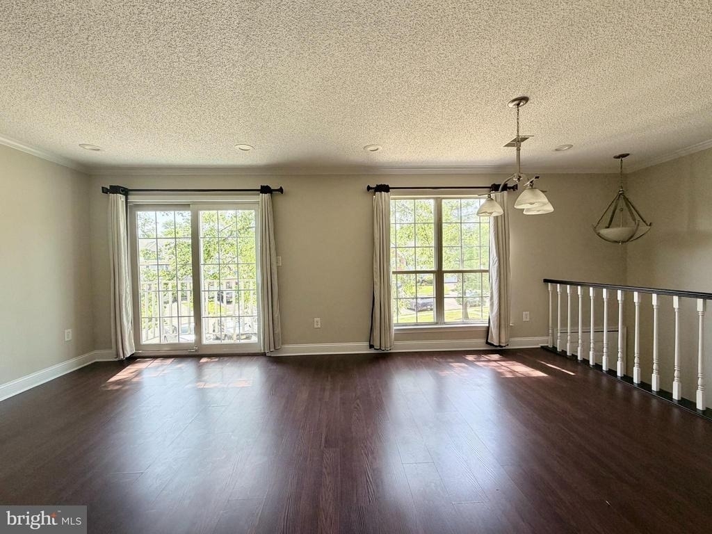 196 Sapphire La - Photo 8