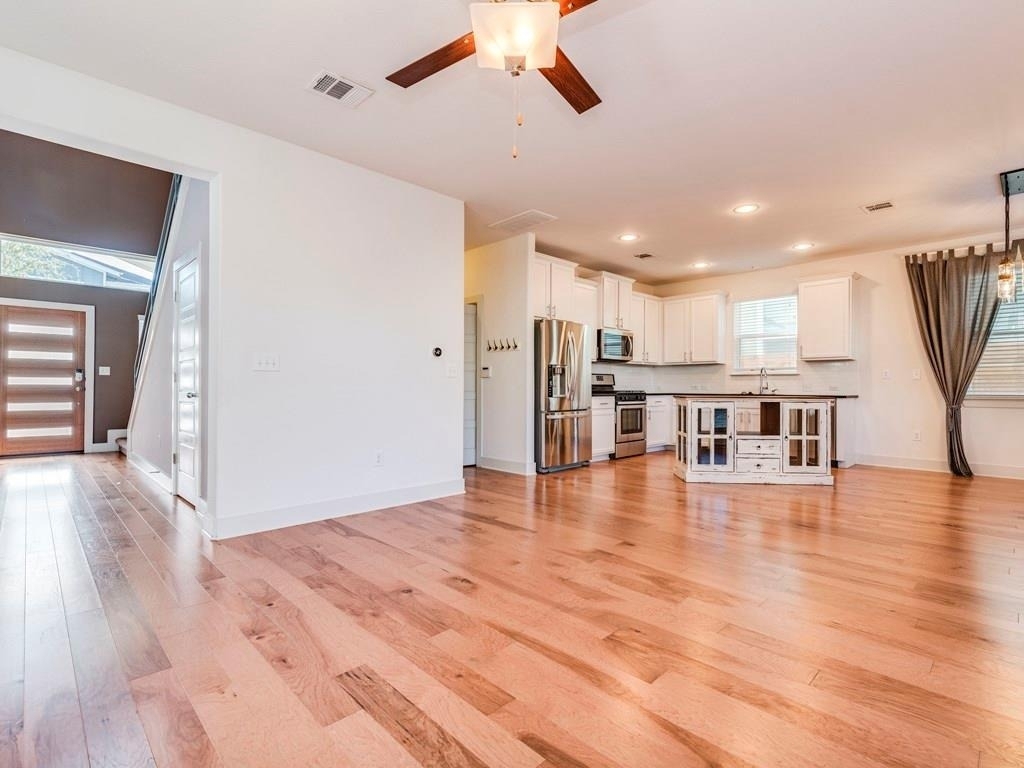 2208 Capulet St - Photo 3