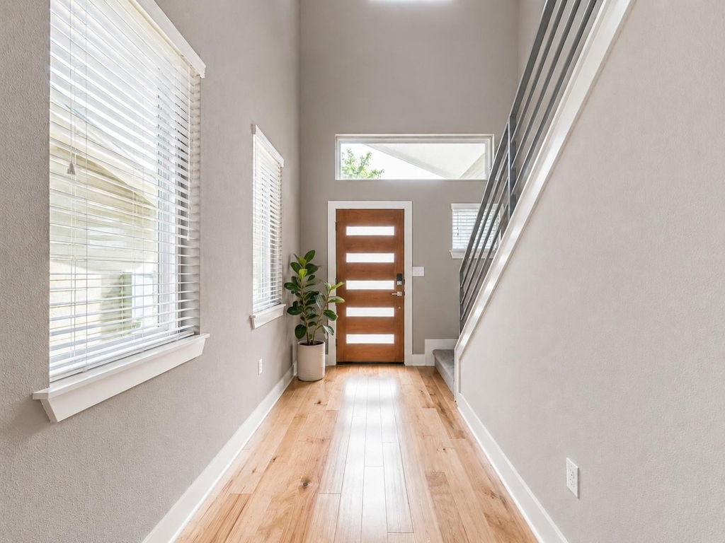 2208 Capulet St - Photo 0