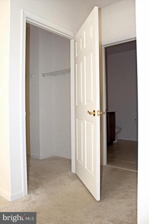 6212 Westchester Park Drive - Photo 4