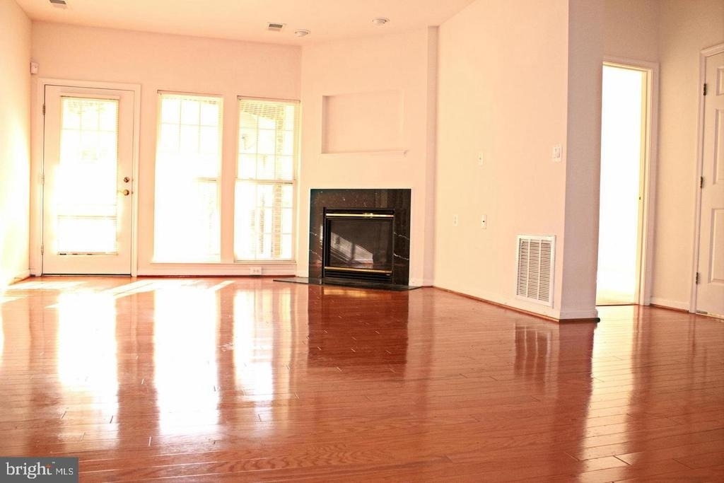 6212 Westchester Park Drive - Photo 2