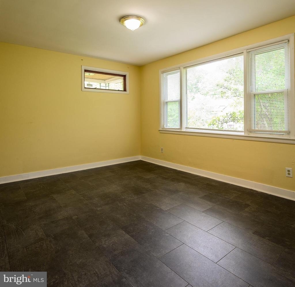 6007 Bradley Lane - Photo 12