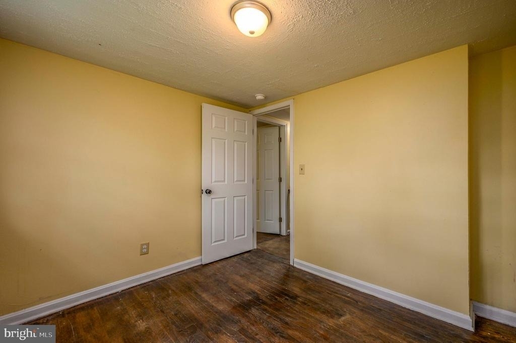 6007 Bradley Lane - Photo 27