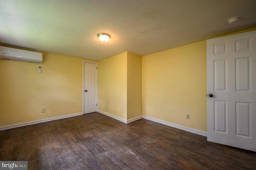 6007 Bradley Lane - Photo 18