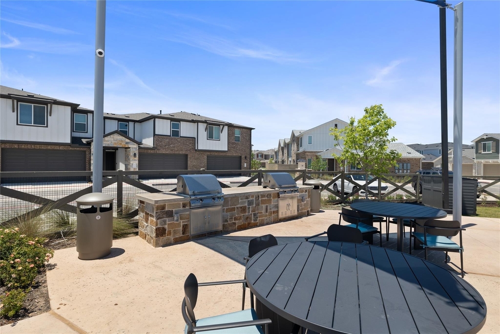 5514 Mobeetie Loop - Photo 16