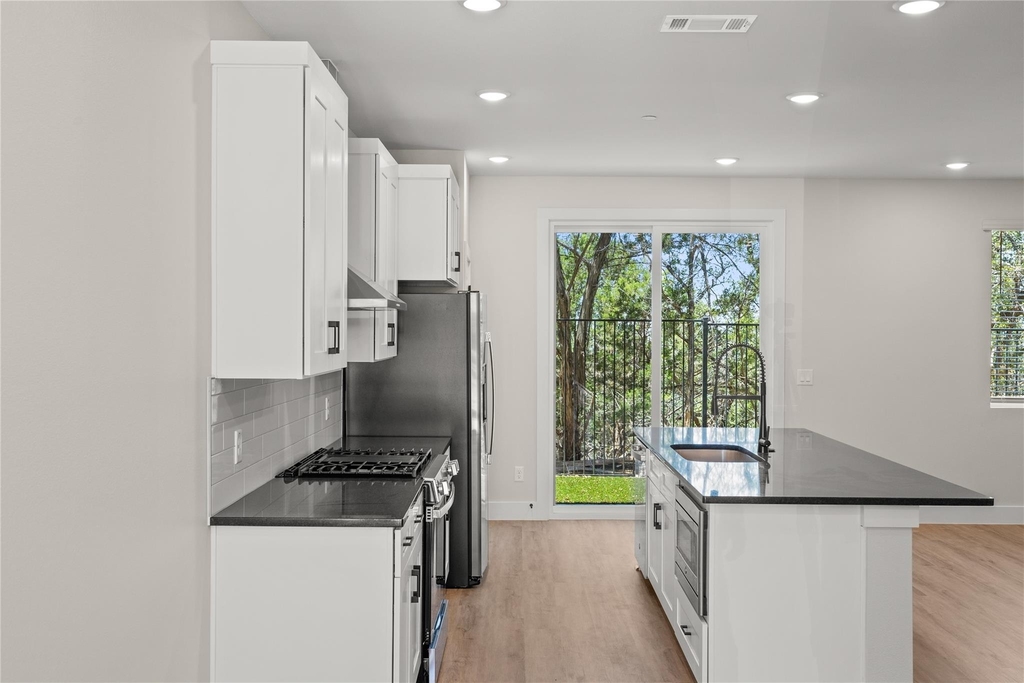 5514 Mobeetie Loop - Photo 4