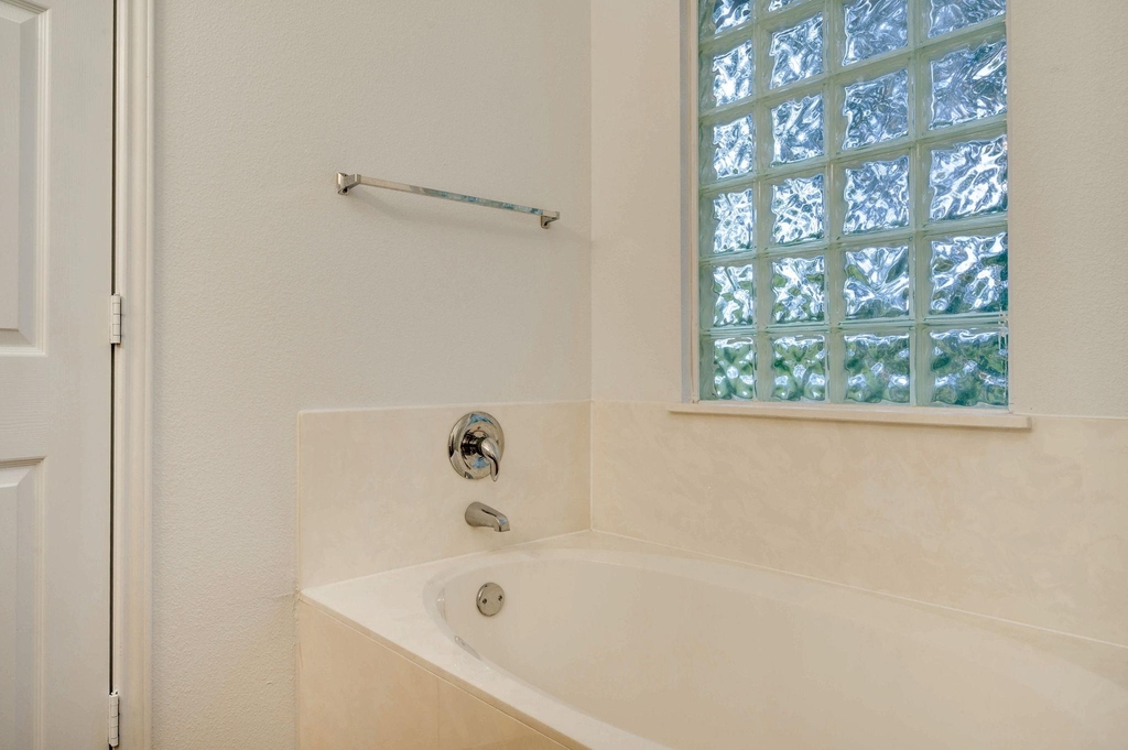 1112 Sundrop Pl - Photo 17