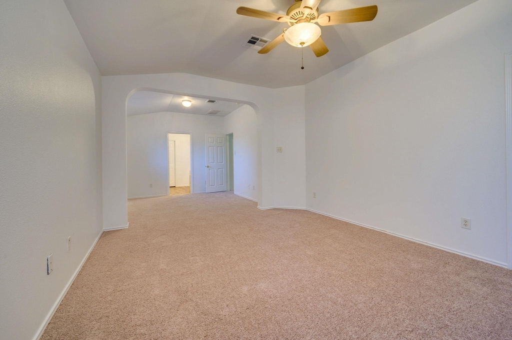 1112 Sundrop Pl - Photo 20