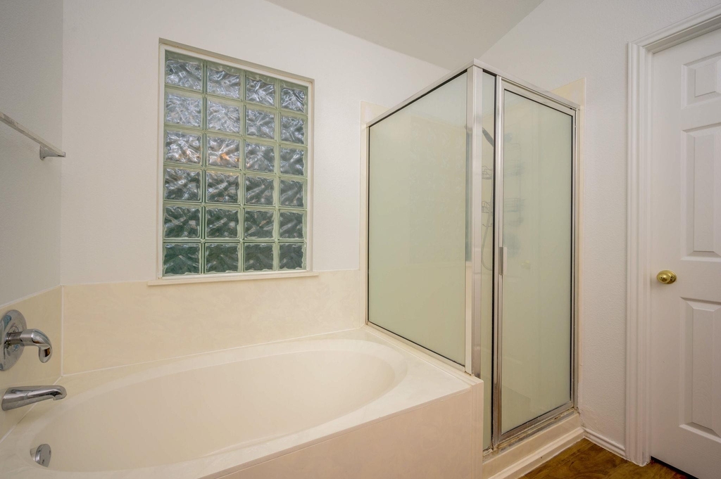 1112 Sundrop Pl - Photo 16