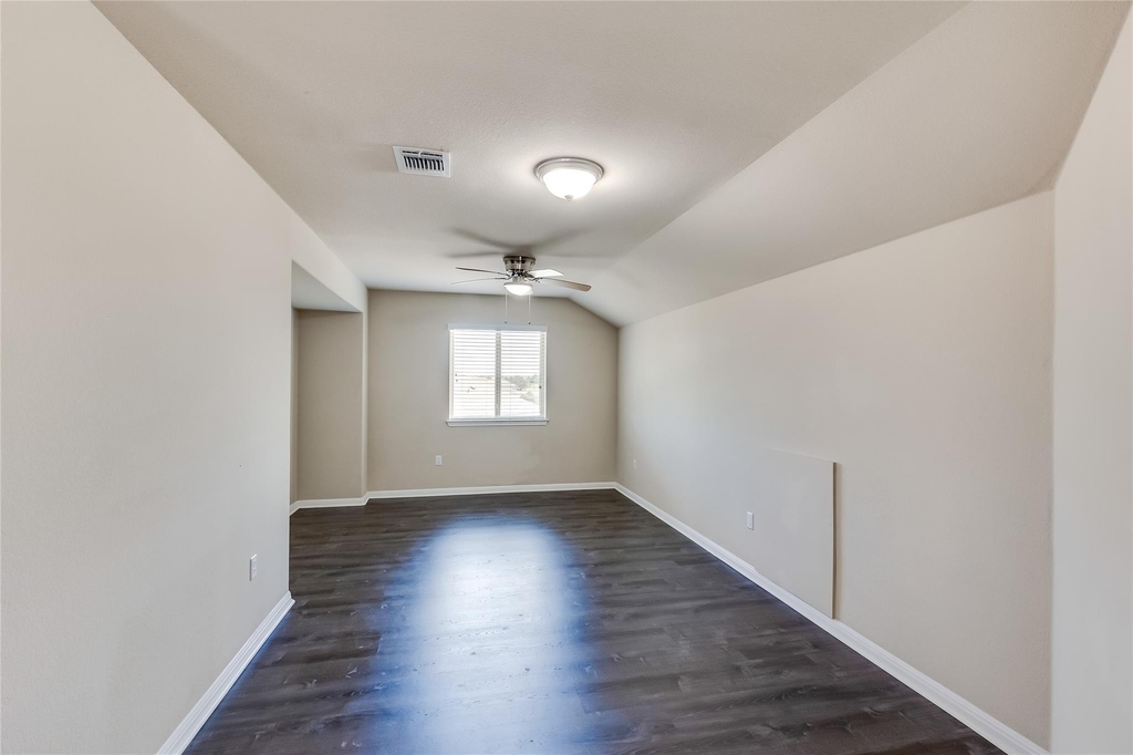 1549 Hamiltons Way - Photo 21