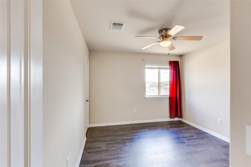 1549 Hamiltons Way - Photo 25