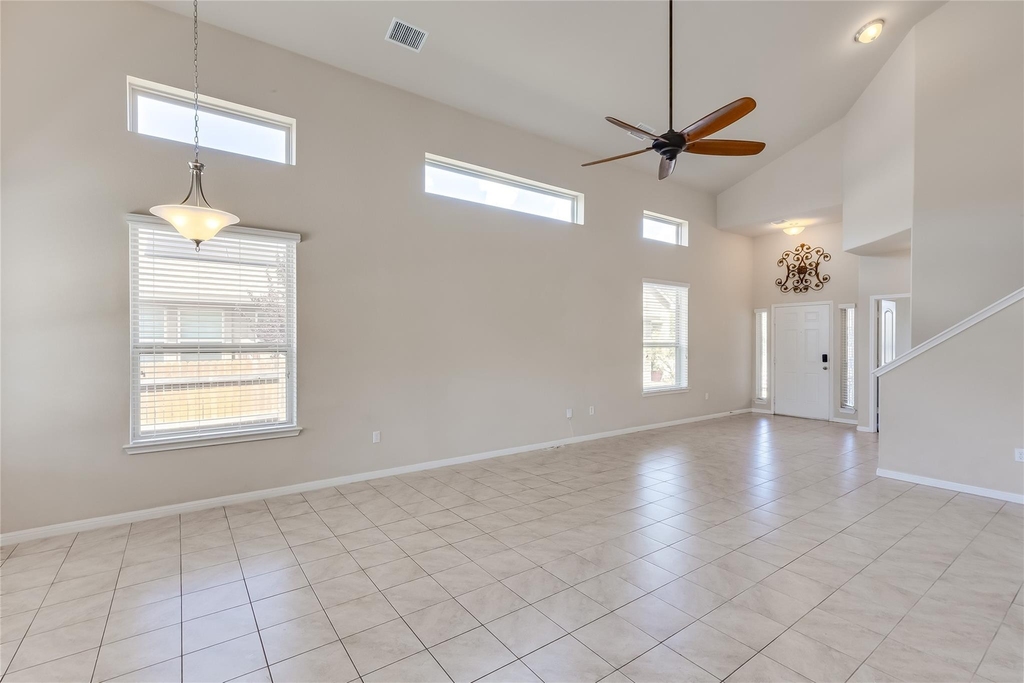 1549 Hamiltons Way - Photo 6