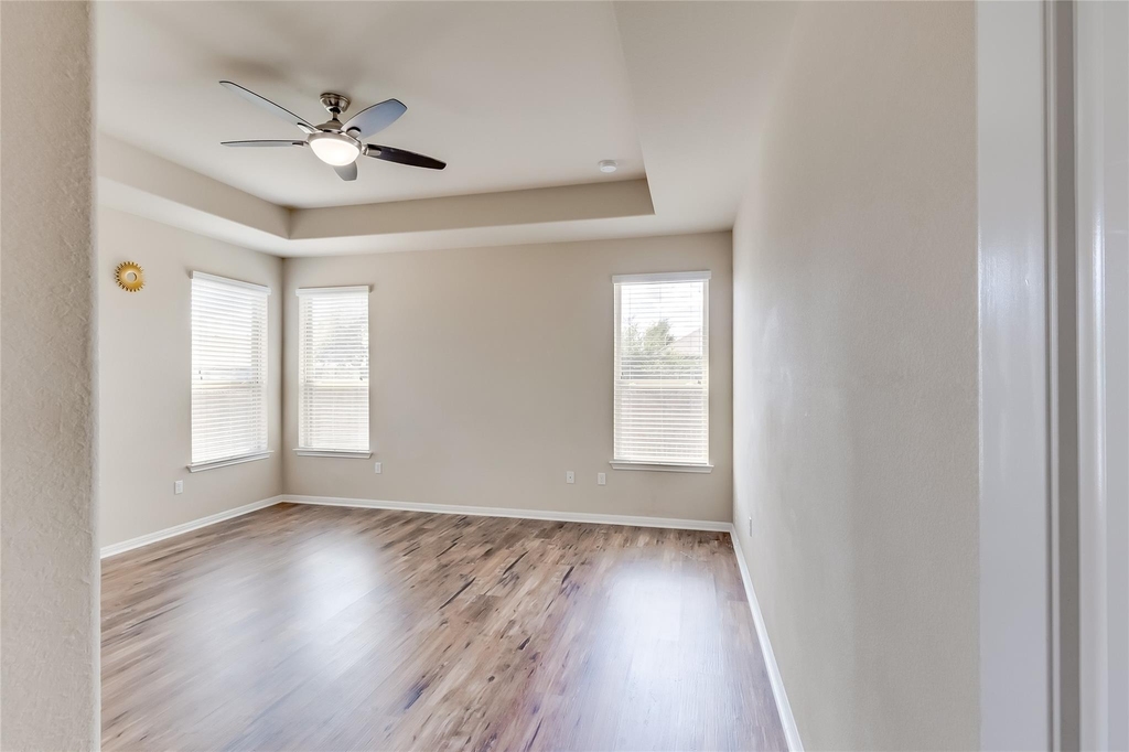 1549 Hamiltons Way - Photo 12