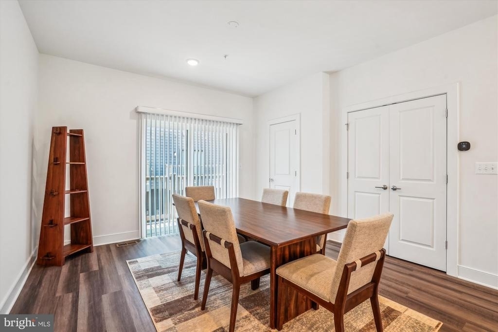 845 King Farm Boulevard - Photo 8