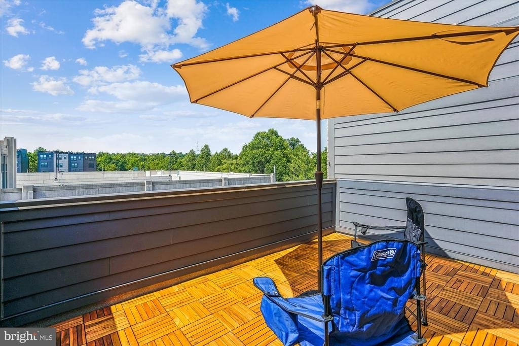 845 King Farm Boulevard - Photo 22