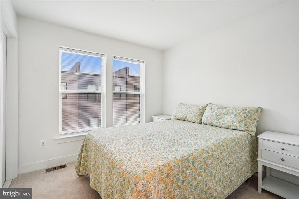 845 King Farm Boulevard - Photo 19