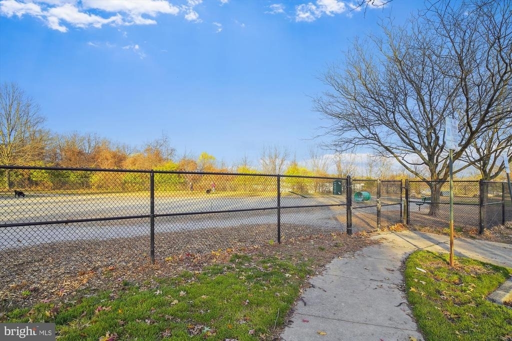 845 King Farm Boulevard - Photo 46