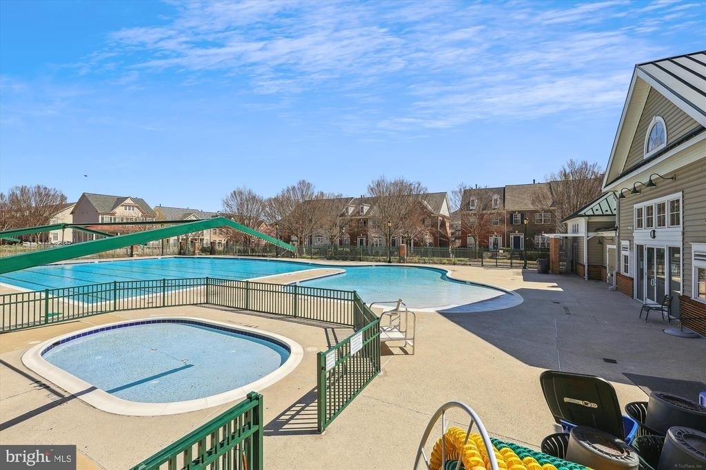 845 King Farm Boulevard - Photo 54