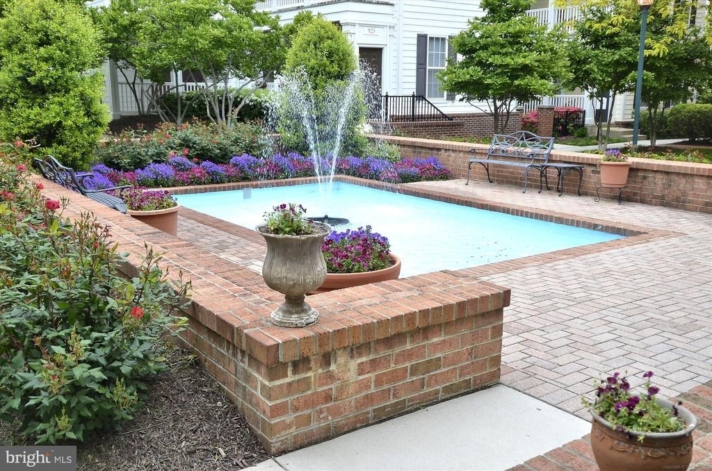 845 King Farm Boulevard - Photo 48